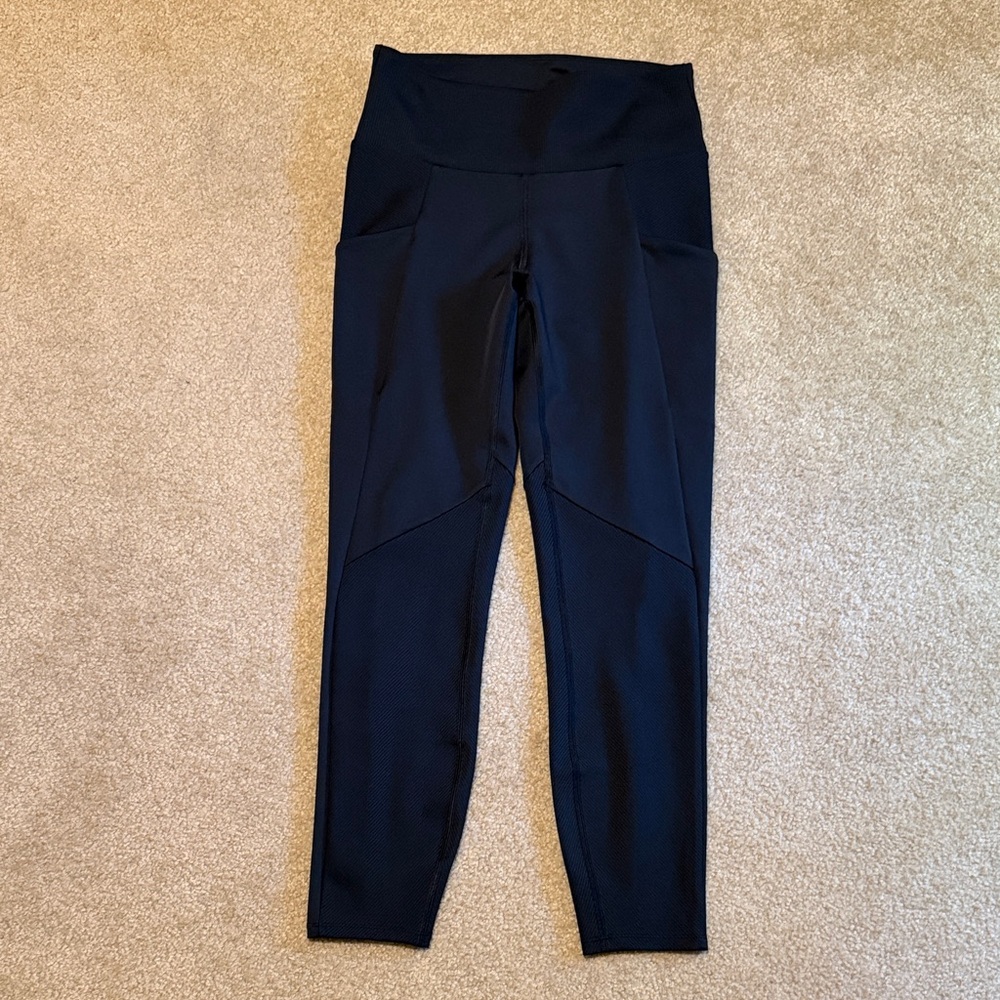 Black Alo leggings size L